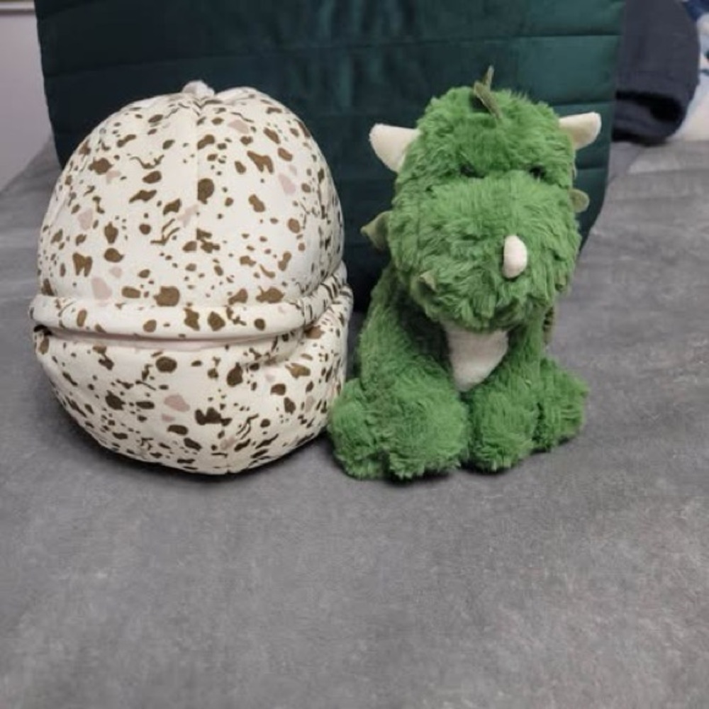 Green DRAGON Baby Hatchling 9"
Plush w/Speckled EGG Carrier Pajama Keeper Pillow